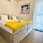 Nature In The Lower Storey Bestern 아파트