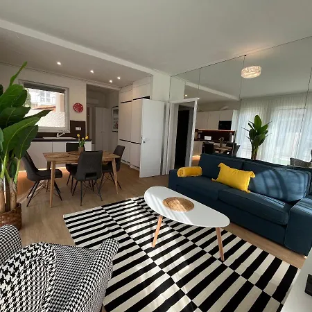 Nature In The Lower Storey Bestern Apartament *