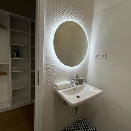 Nature In The Lower Storey Bestern *